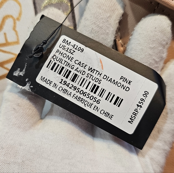 💎Badgley  Mischka Blush Pink Phone Case Crossbody – Diamond Quilted + Studs 📱 - Picture 5 of 16